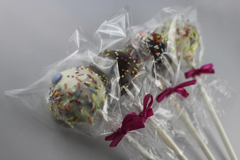 Artistic Cake Pops